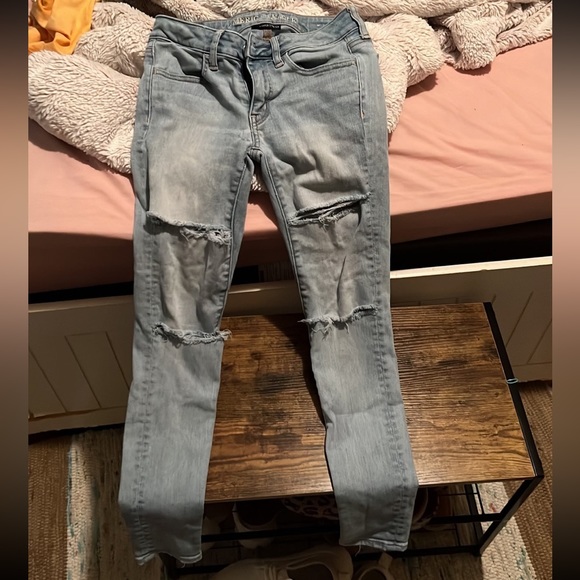 6 pair of American eagle jeans size 0-2 Size 1 kancan size 1 indigo rein jeans. - Picture 3 of 9